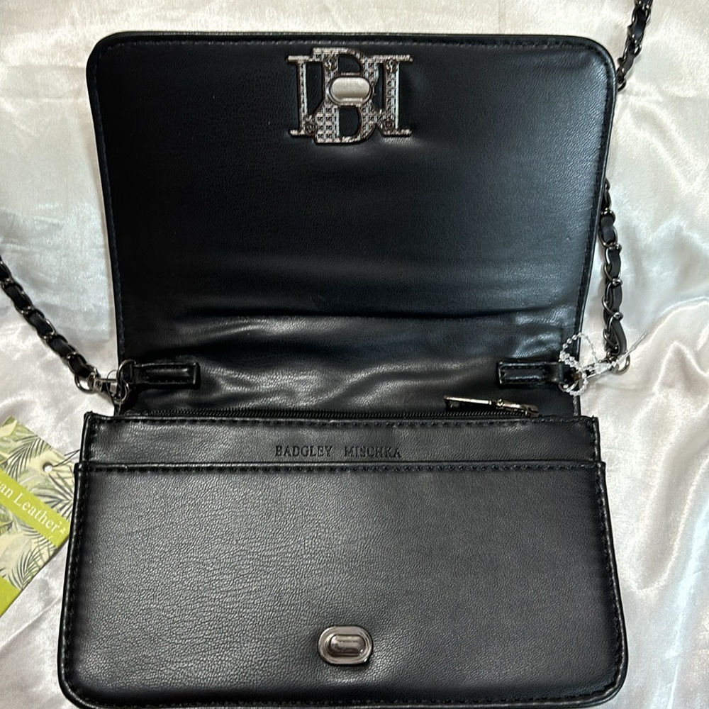 New Badgley Mischa Vegan Leather Crossbody - Picture 8 of 8